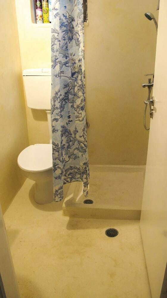Hostal Rodos Backpackers
