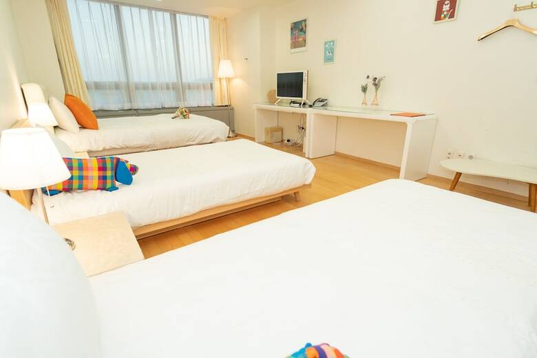 Incheon Airport Capsule Hotel No.1