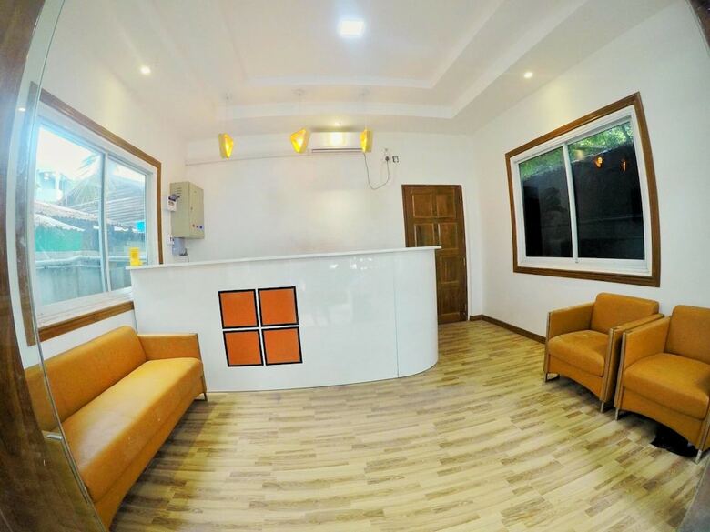 Hostal The Lodge Yangon Poshtel - Hostel