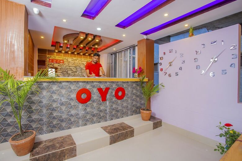 Oyo 303 Hotel Luxury