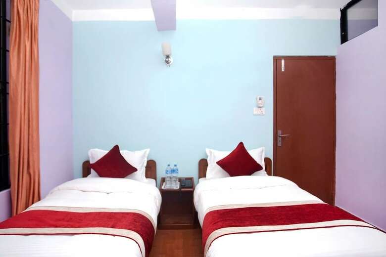 Oyo 356 Hotel Allied