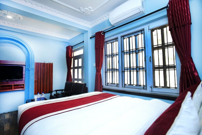 Oyo 372 Hotel Happy Inn