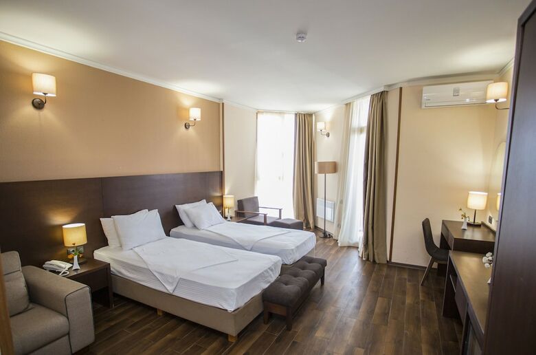 Hotel Corner Inn