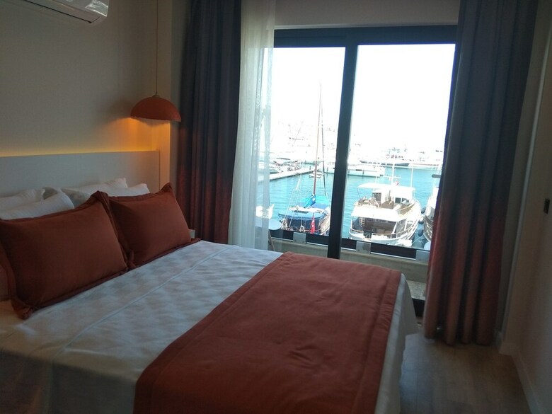 Apartamento Ece Marina Suit