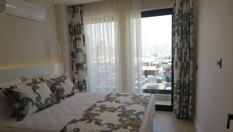 Apartamento Ece Marina Suit
