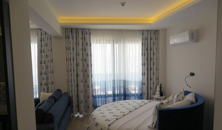 Apartamento Ece Marina Suit