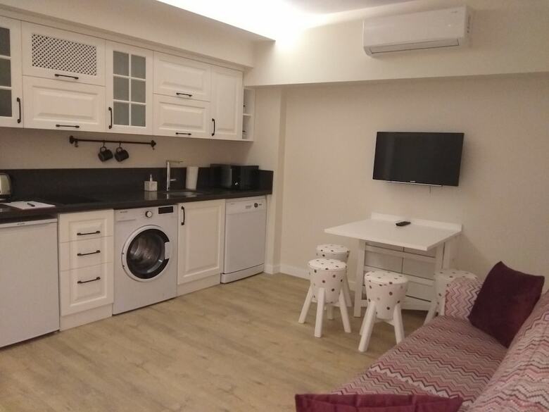 Apartamento Ece Marina Suit