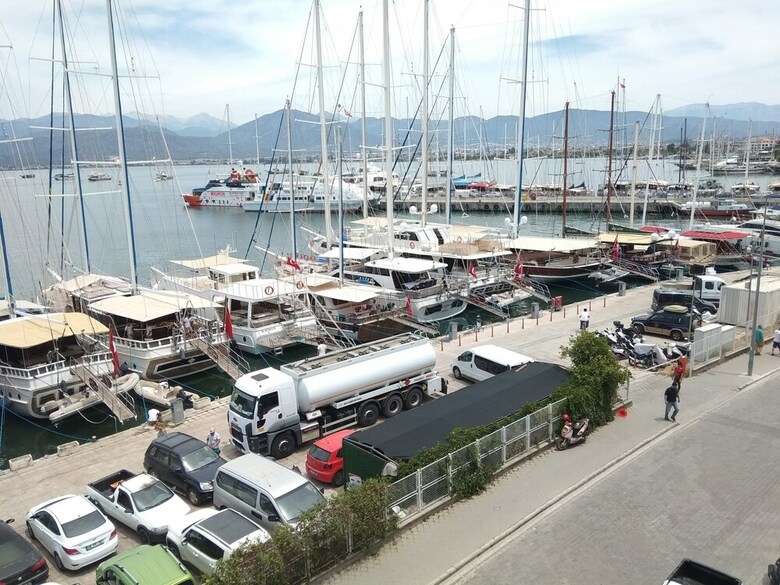 Apartamento Ece Marina Suit