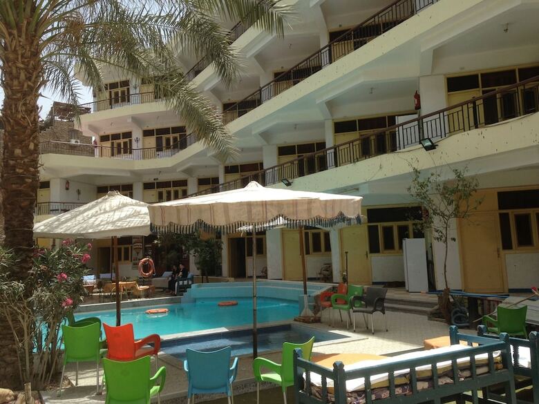 Rezeiky Hotel And Camp Luxor