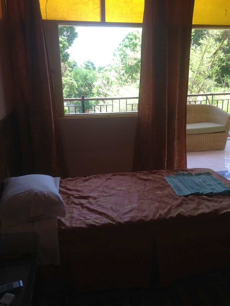Rezeiky Hotel And Camp Luxor
