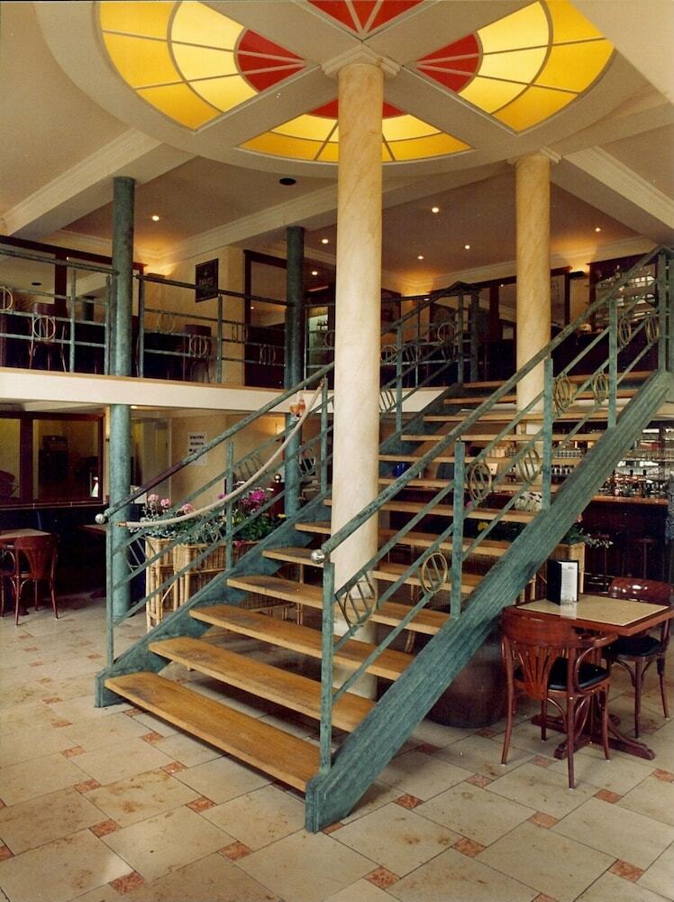 Hotel Malon