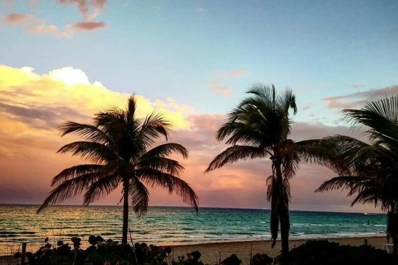 Gorgeous River-view Apartment Hallandale Beach :)
