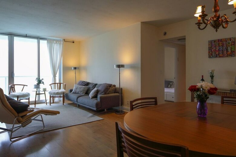 Lovely 2br/2 Bath Hollywood Beach!!!