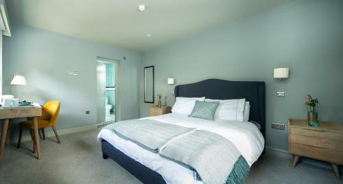 Bed & Breakfast The Cowdray Arms