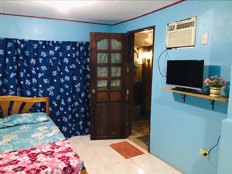 Hotel Gracia's Budget Inn