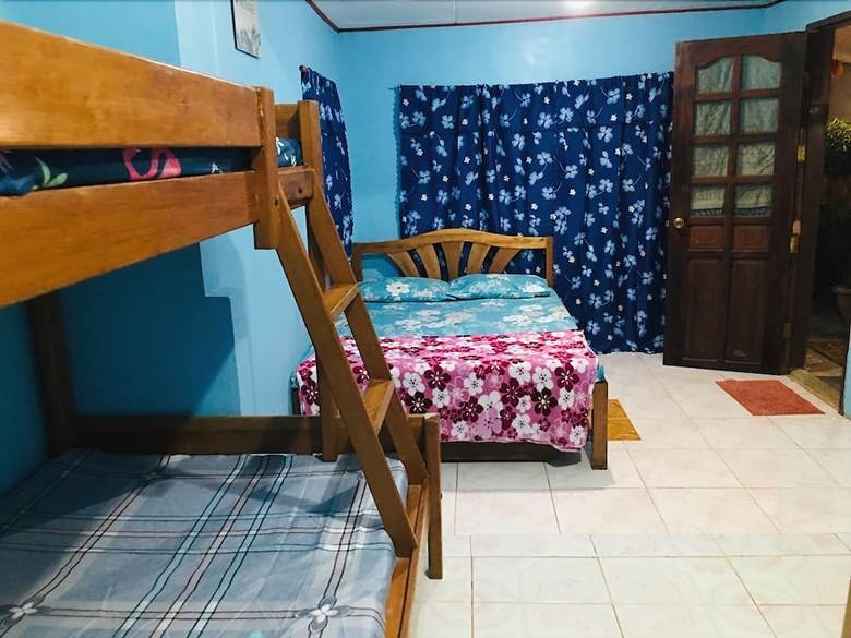 Hotel Gracia's Budget Inn