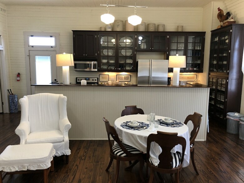 Bed & Breakfast Wakefield Farms Llc