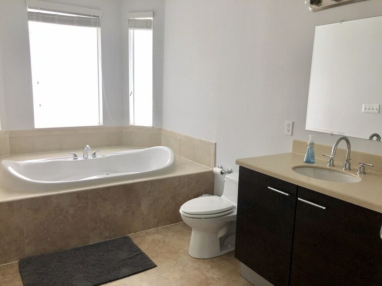 Best Location Close To Everything In Fll