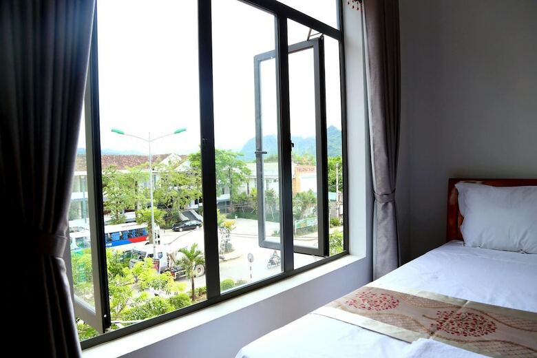 Son Tinh Hotel