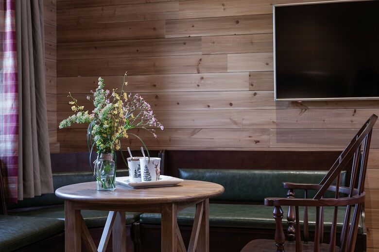 Castle Farmstay Hotel
