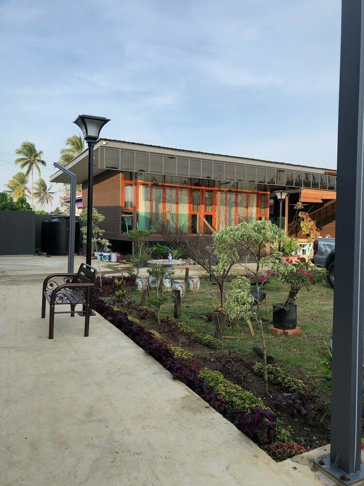 Motel Chan's Smart Living Inn Semporna