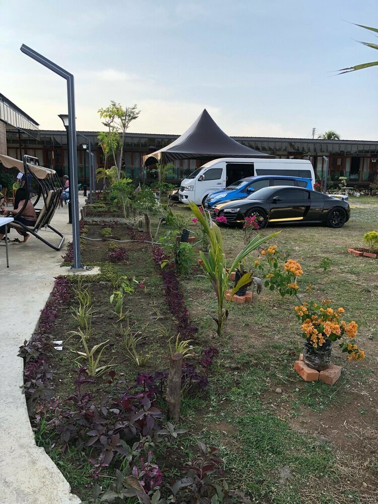 Motel Chan's Smart Living Inn Semporna