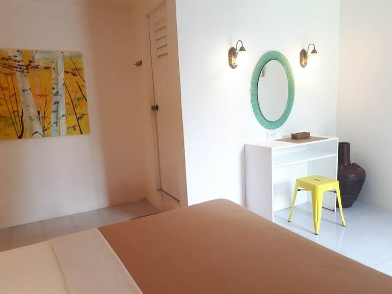 Hostal La Vida Hostel