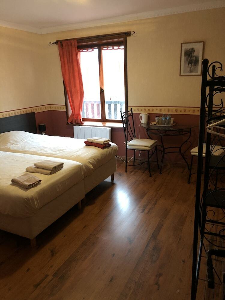 Hotel El Rancho Criollo