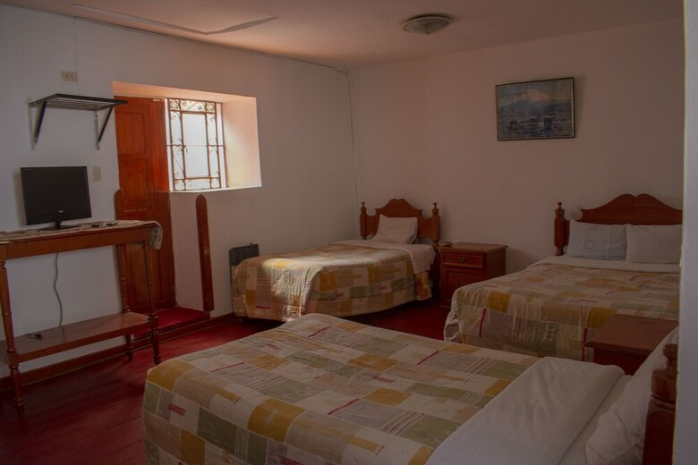 Hostal El Monarca