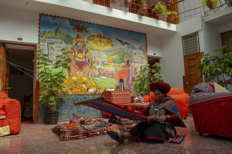 Hostal El Monarca