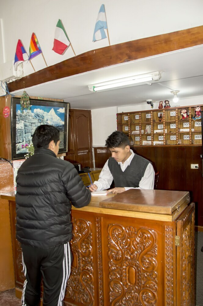 Hostal El Monarca
