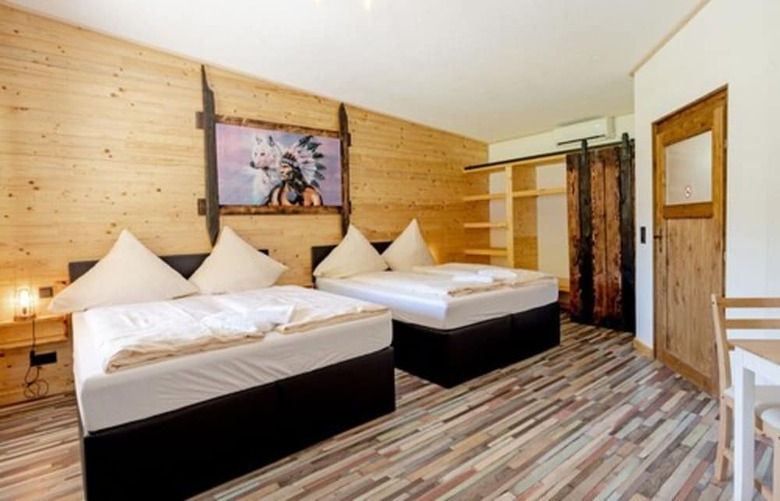 Hotel Z�ndstoff-city Western-motel