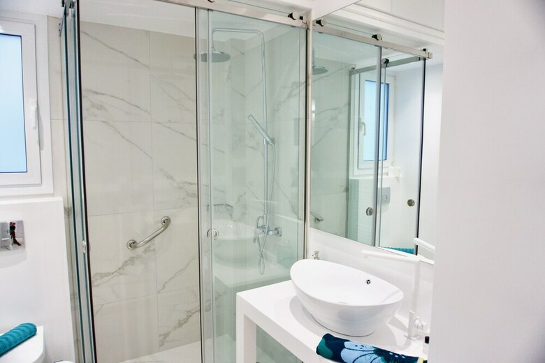Apartamentos Sophisticated Modern Apt In Athens