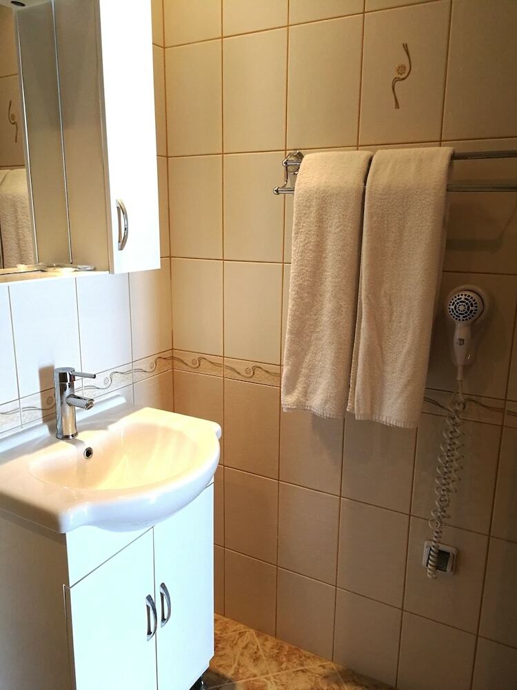 Hotel Iris