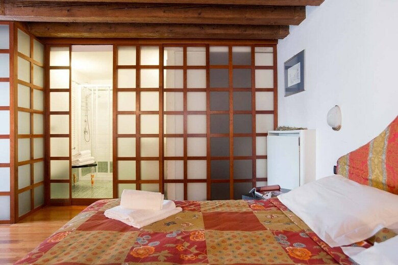 Grimaldi Apartments  - Proverbi