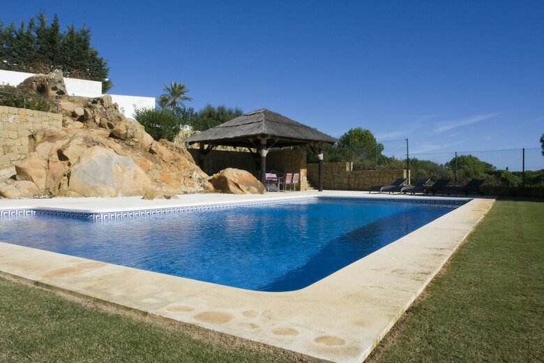 Sotogrande Almenara Modern 6 Br Villa