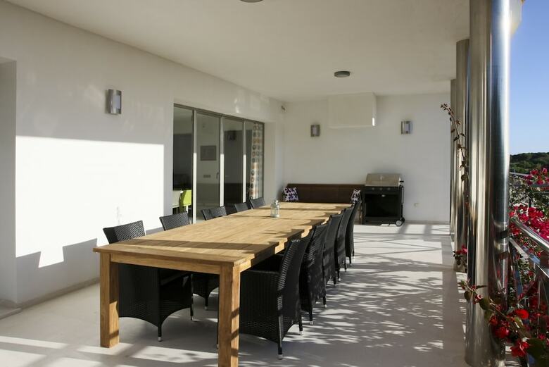 Sotogrande Almenara Modern 6 Br Villa