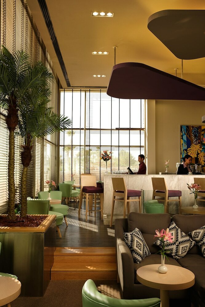 Hotel M�venpick Resort & Golf Einbay