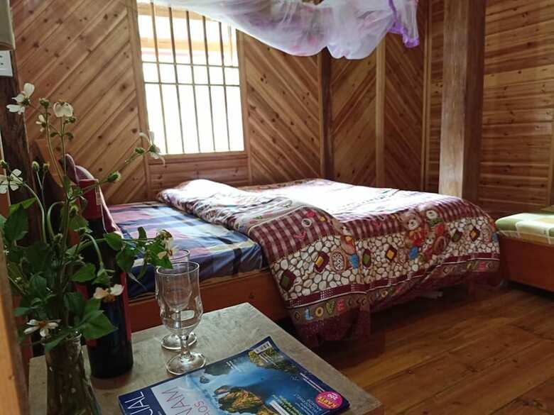 Hostal Lenh Family House