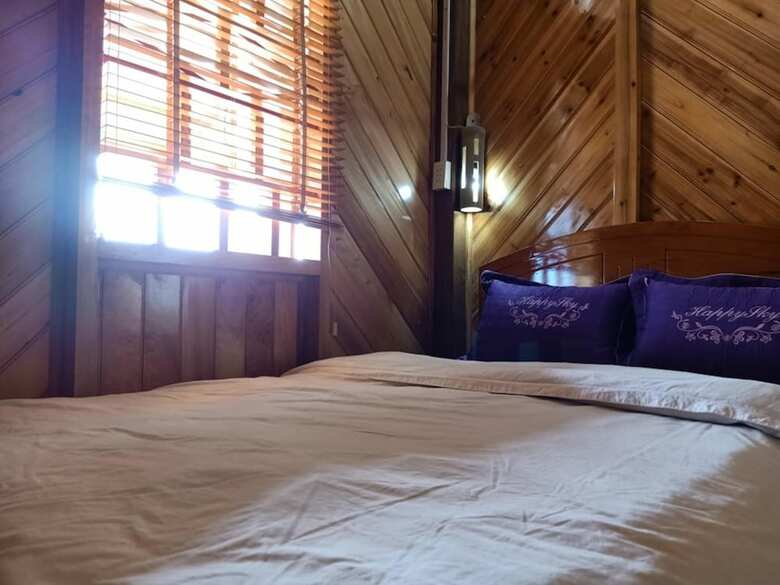 Hostal Lenh Family House