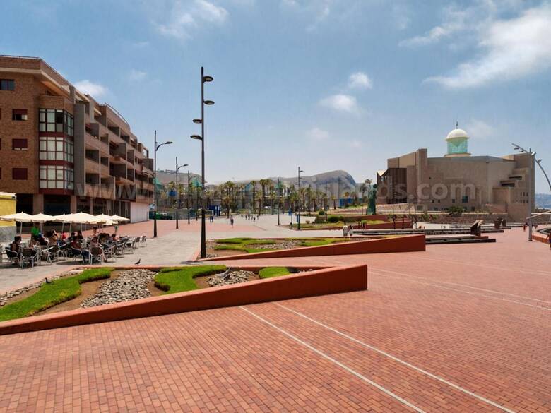 Las Palmas Beach Apartment M&b
