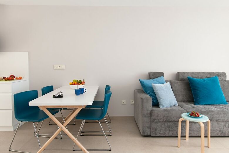 Beachfront Apartment Playa Del Aguila