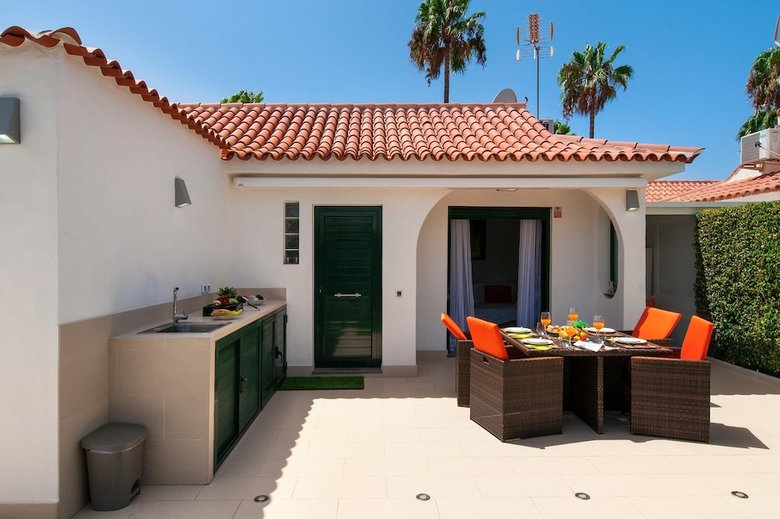 Bungalow With Terrace In Maspalomas Ds50