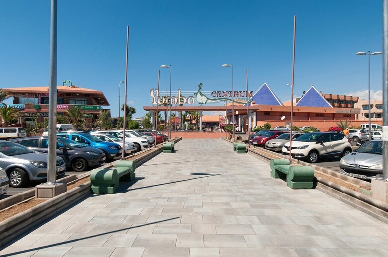 Cosy Bungalow For 6 In Playa Del Ingles Gd04