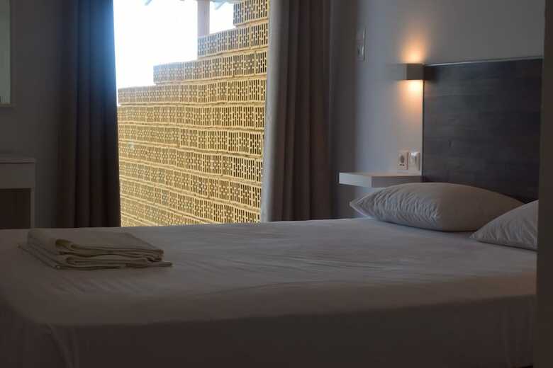 Alexandros Apartments