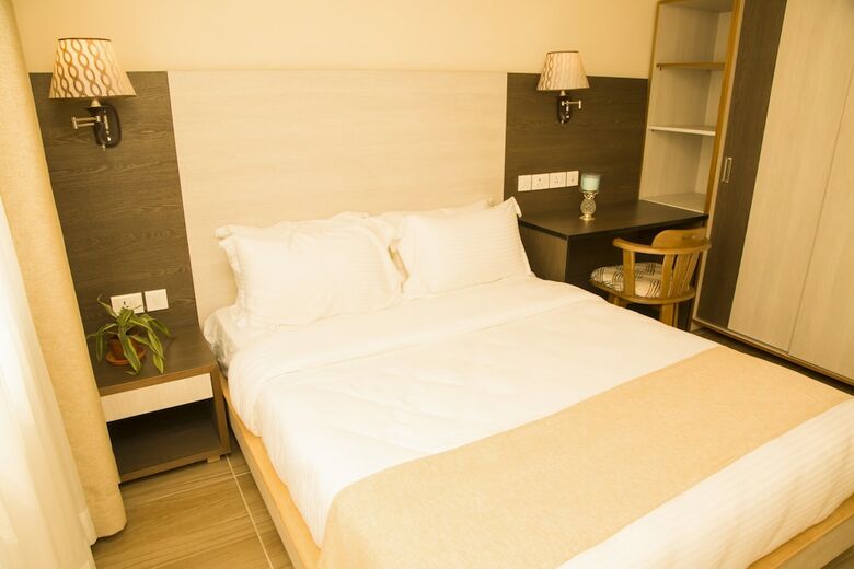Aparthotel Sarovar Residency Serviced Apartment Hotel