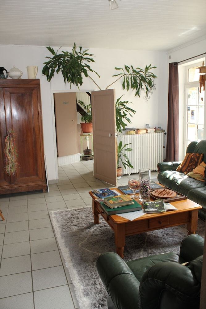 Hostal Ustaux Des Pins