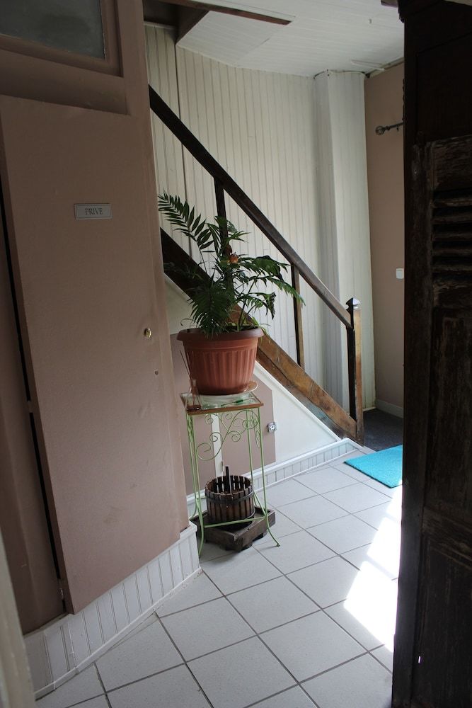 Hostal Ustaux Des Pins