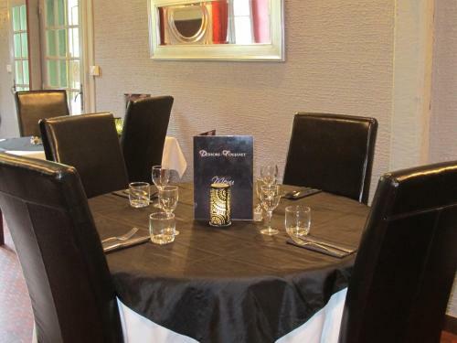 Hotel H�tel Deshors-foujanet