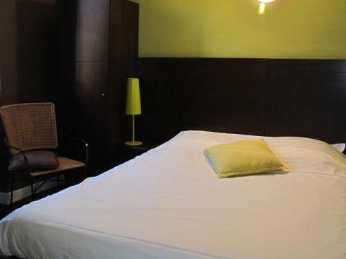 Hotel H�tel Deshors-foujanet